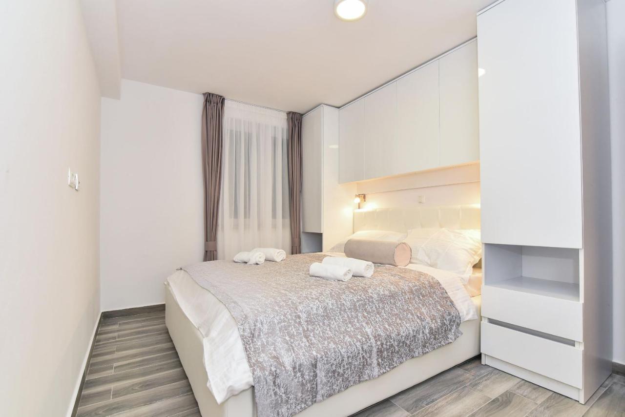 Apartments Sana Вир Екстер'єр фото